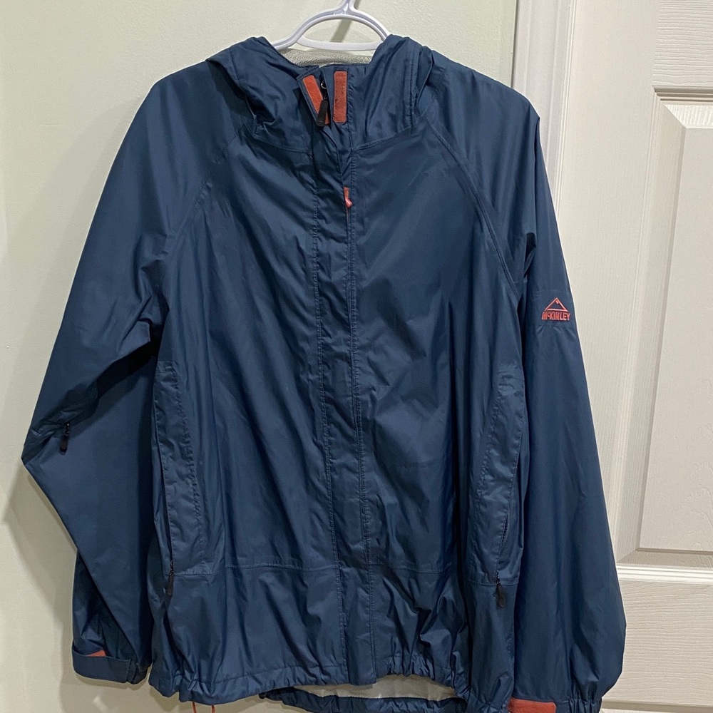 (8) Mckinley Packable Raincoat with Hood